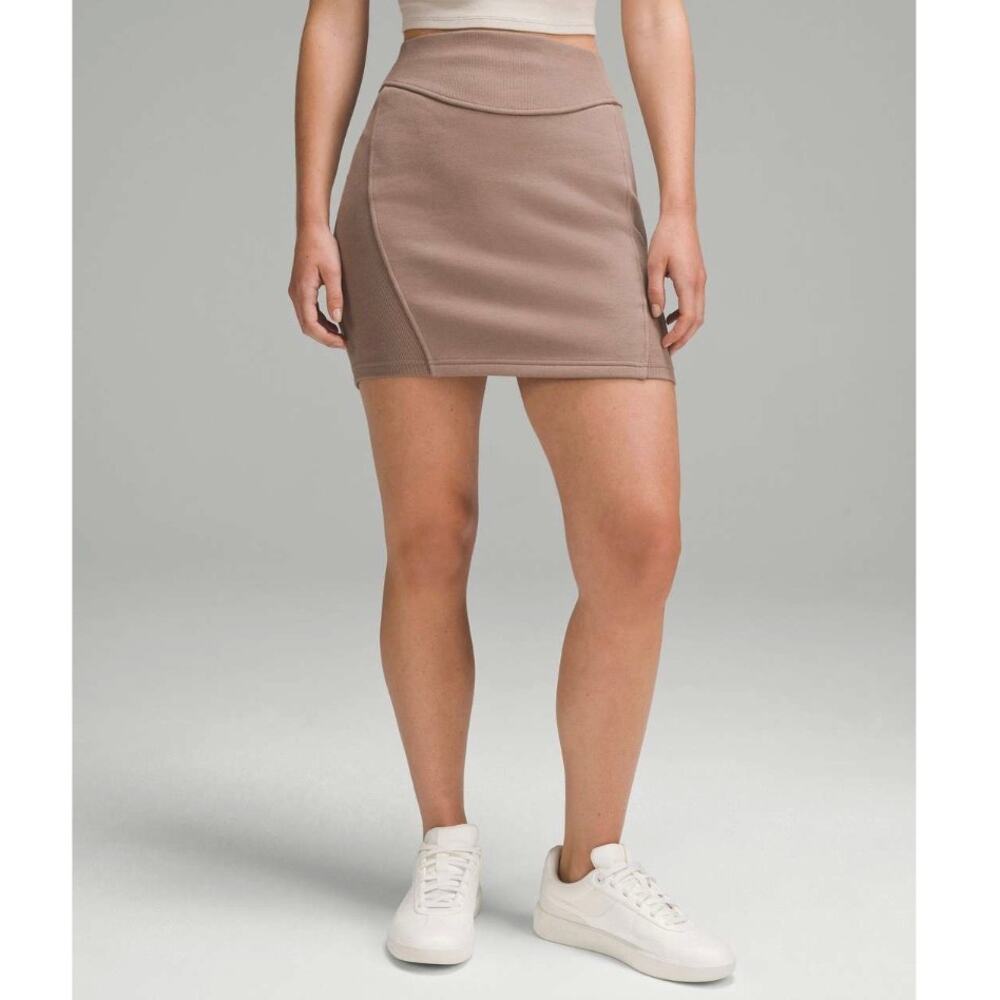 NWT Lululemon Skirt Scuba High-Rise Women's M